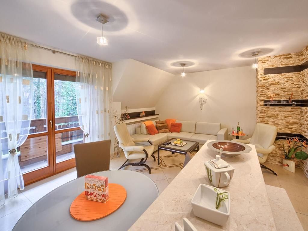 Апартаменты VisitZakopane - Flower Apartment Закопане